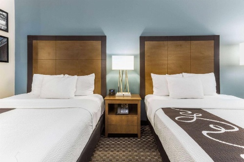 La Quinta Inn & Suites by Wyndham Chicago Downtown image 15