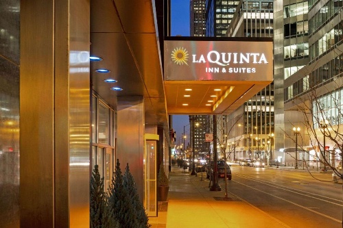 La Quinta Inn & Suites by Wyndham Chicago Downtown image 42