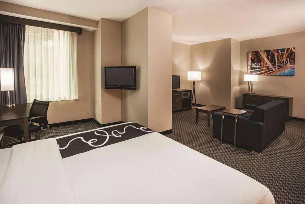 La Quinta Inn & Suites by Wyndham Chicago Downtown